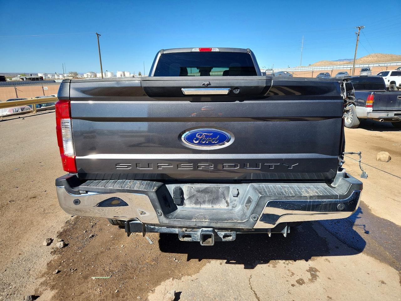 2019 Ford F250 Super Duty - Фото 6
