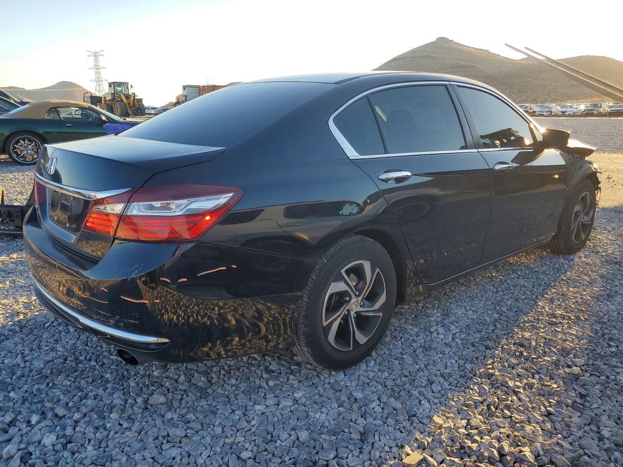 2016 Honda Accord Lx - Фото 3
