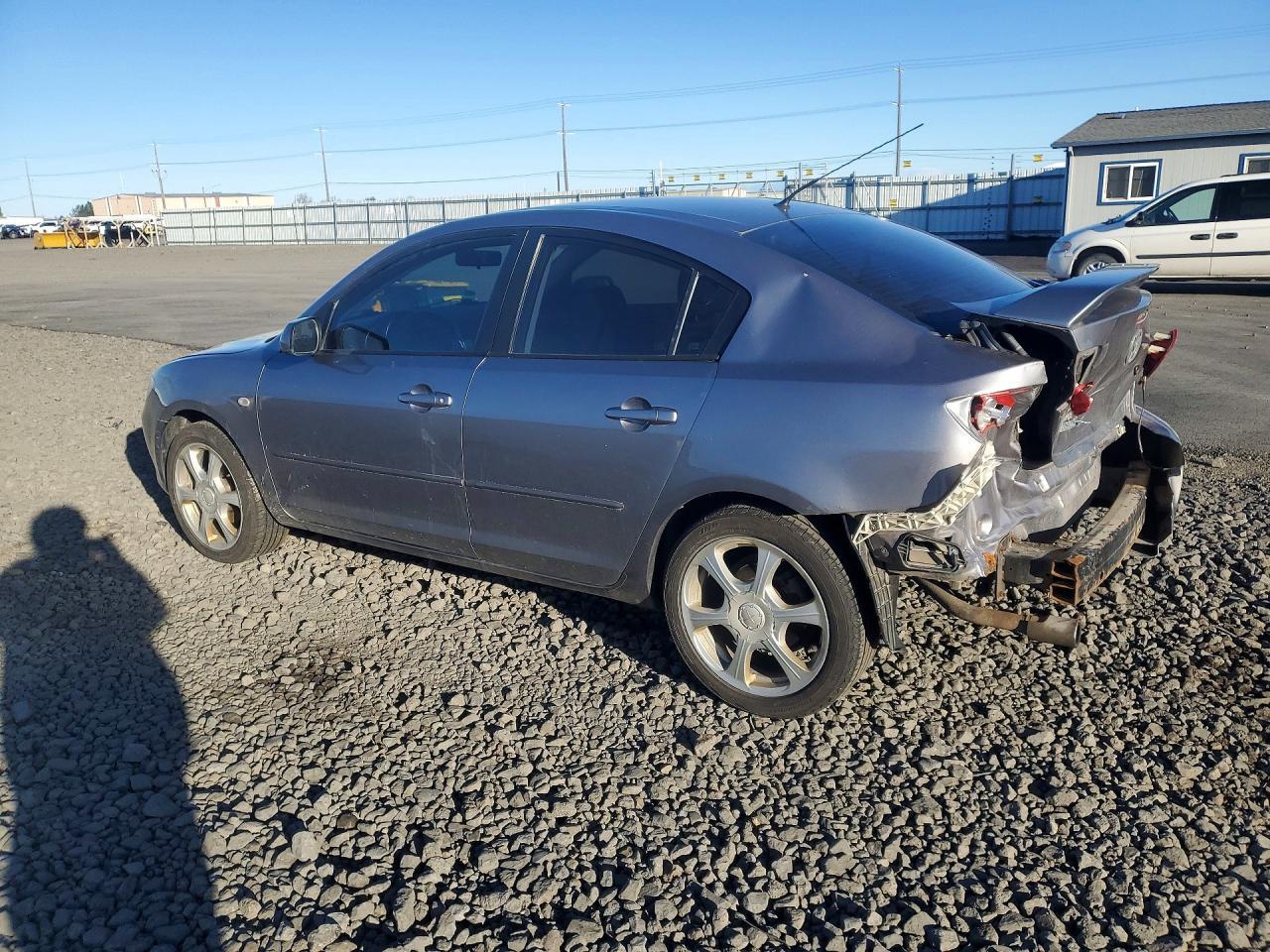 2006 Mazda 3 I - Image 2