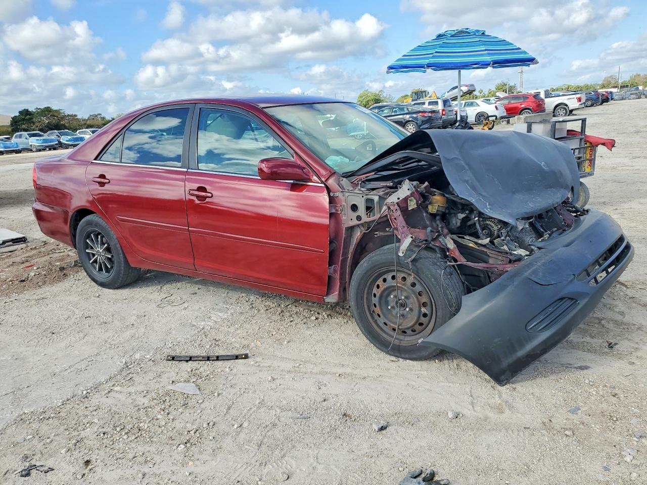 2002 Toyota Camry Le - Фото 4