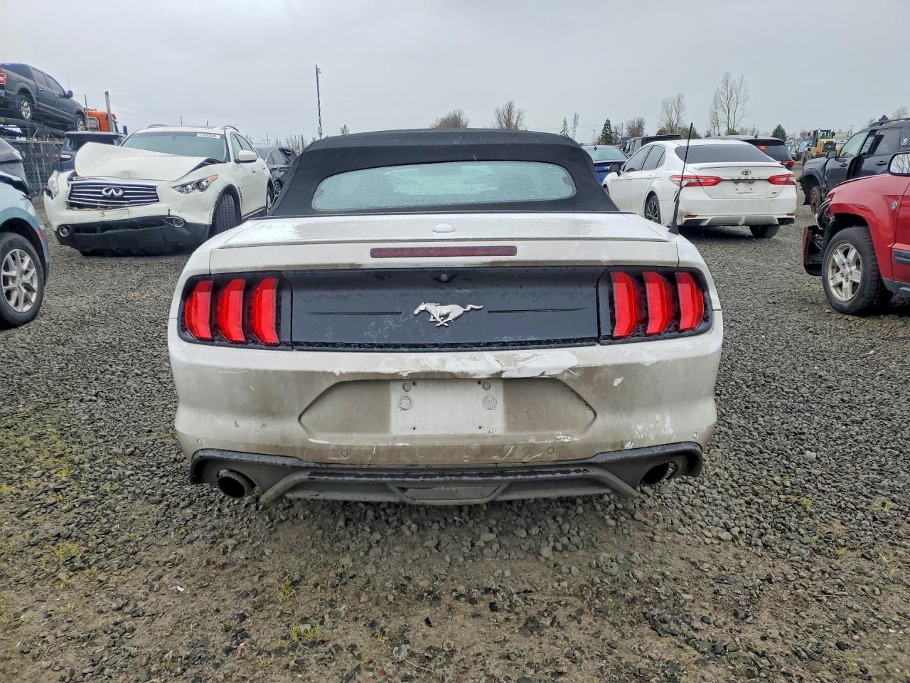2020 Ford Mustang - Фото 6