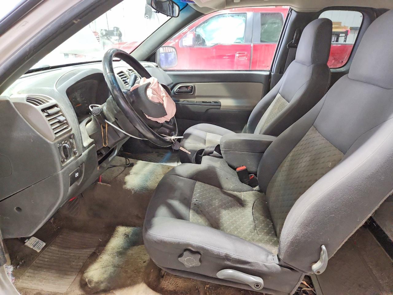 2004 GMC Canyon - Фото 7