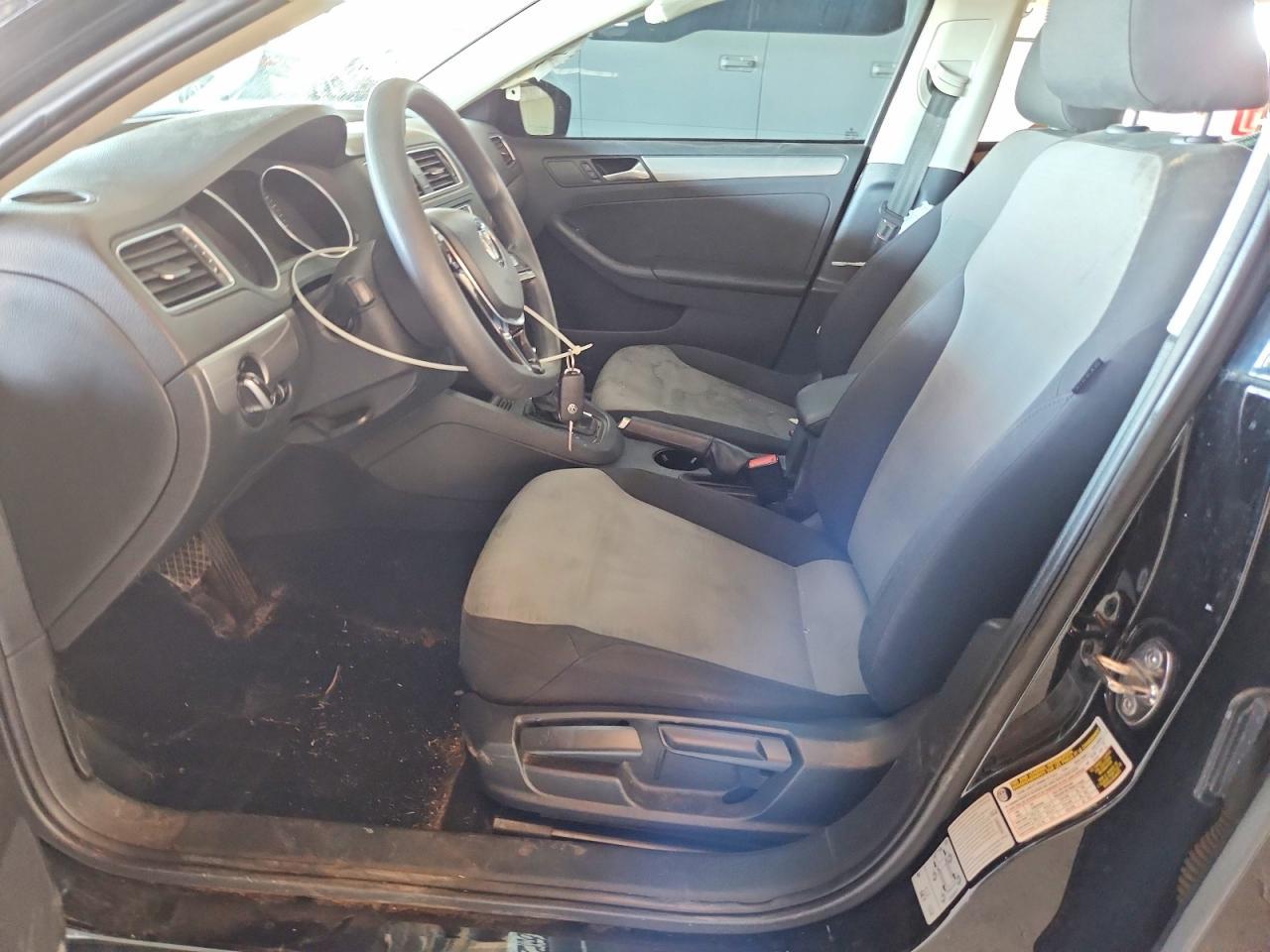 2017 Volkswagen Jetta S - Image 7