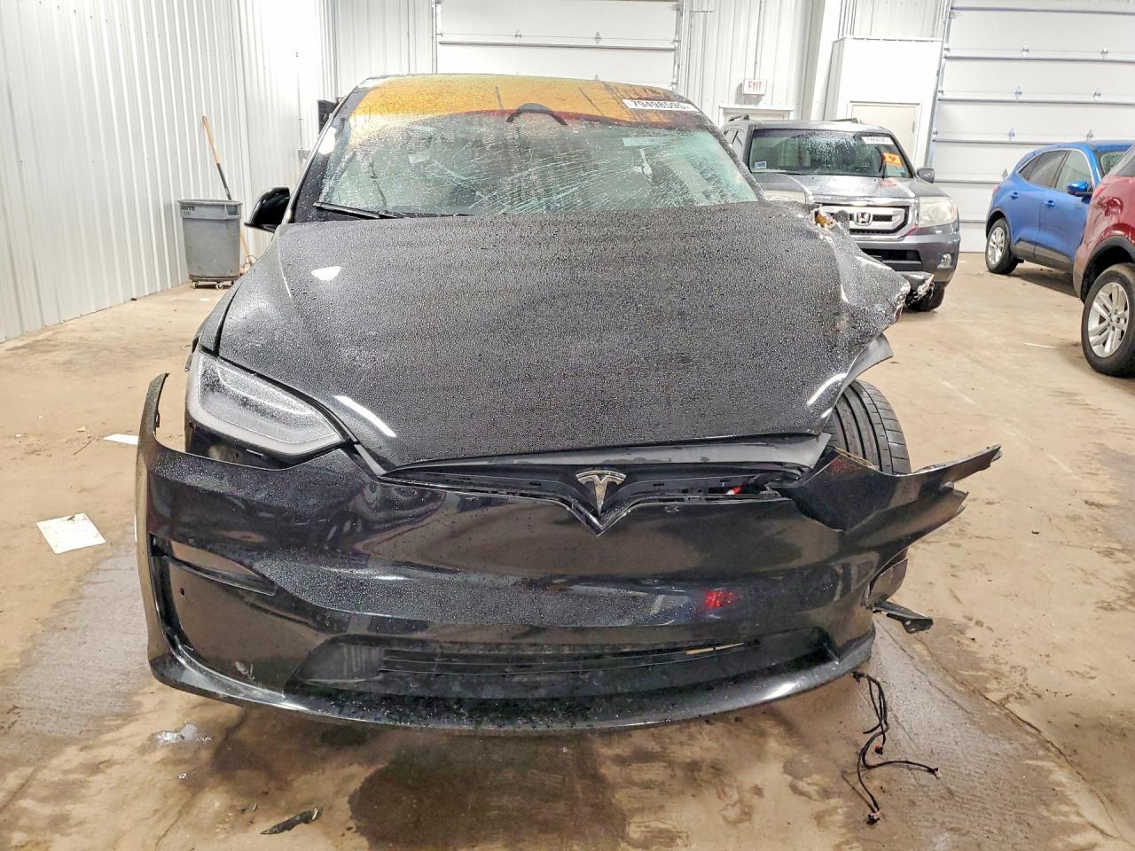 2022 Tesla Model X - Image 5