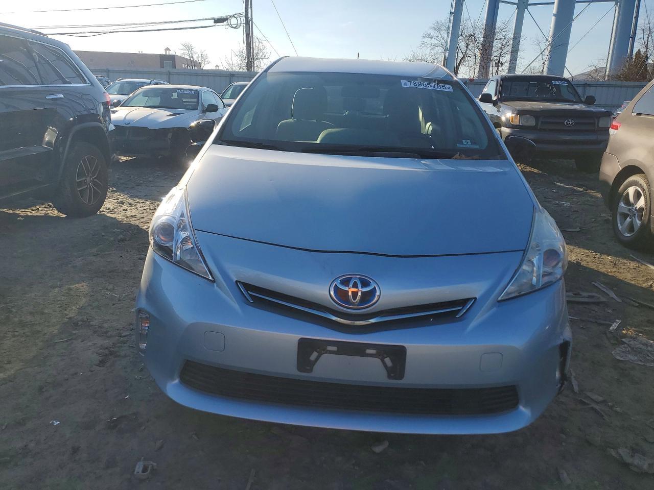2013 Toyota Prius V - Фото 5