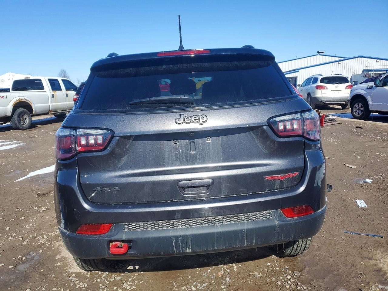 2022 Jeep Compass Trailhawk - Image 6