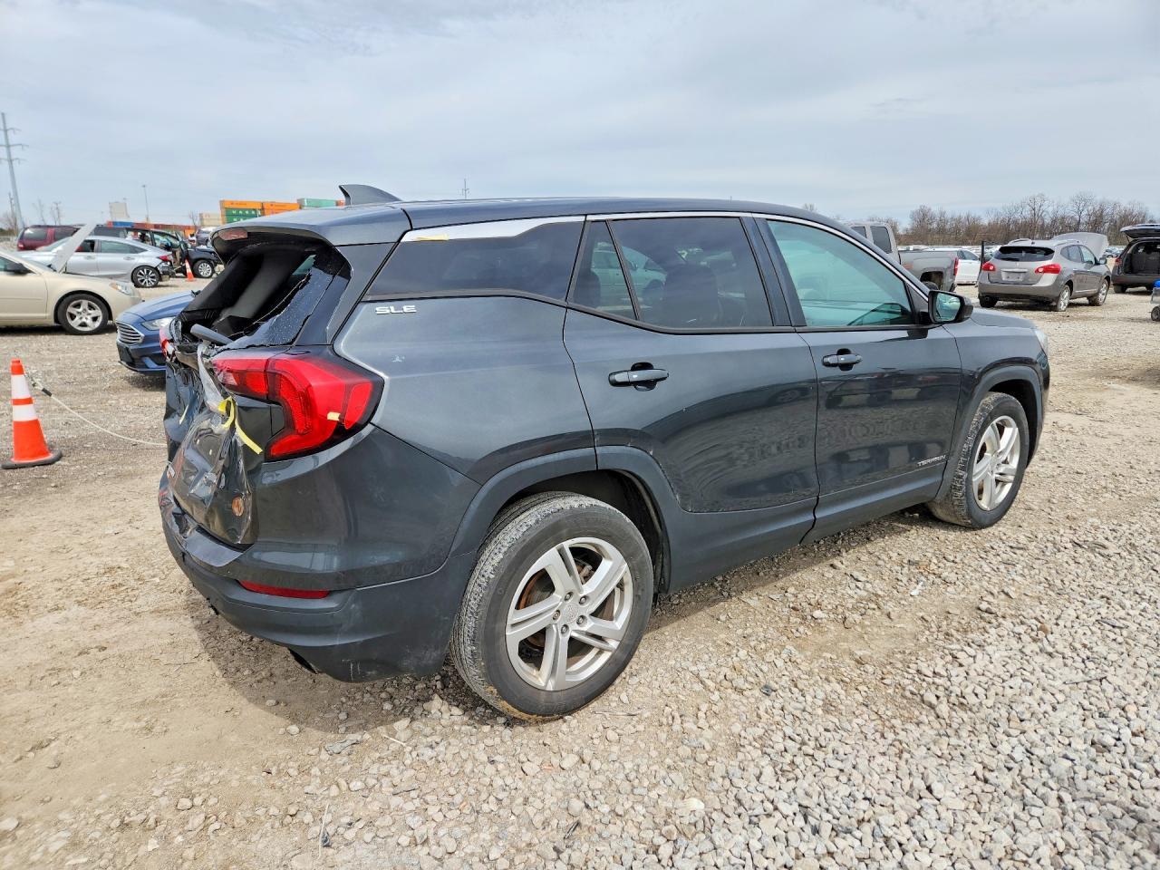 2018 GMC Terrian - Image 3