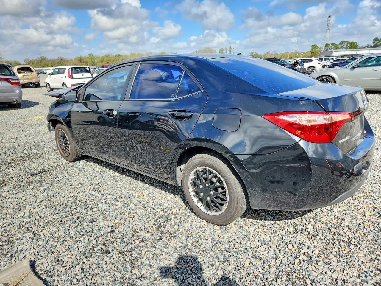 2018 Toyota Corolla L - Image 3
