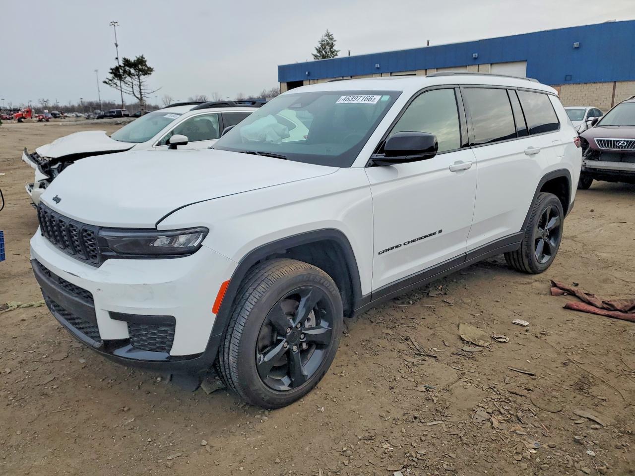 2025 Jeep Grand Cherokee L Laredo