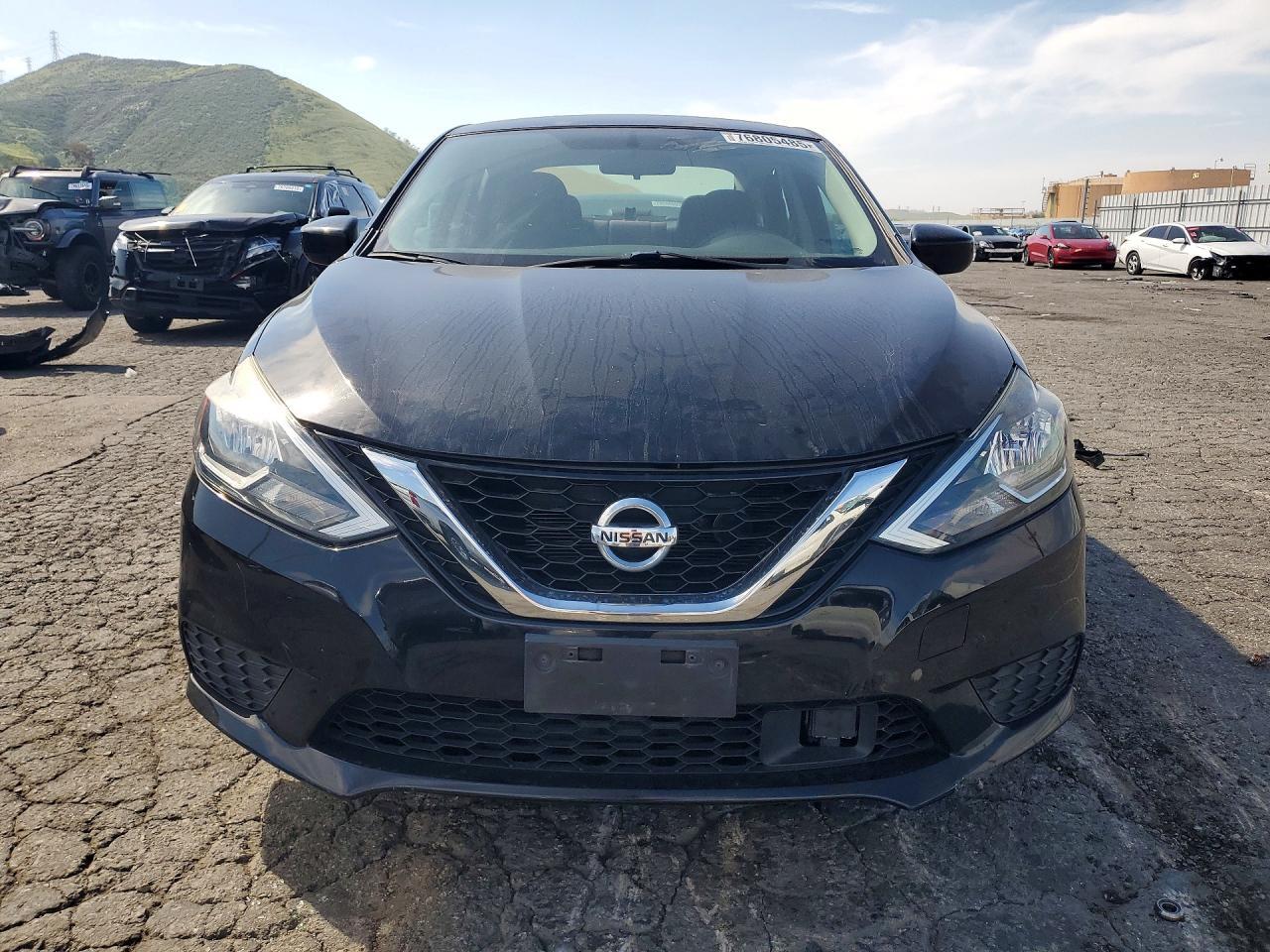 2019 Nissan Sentra S - Фото 5