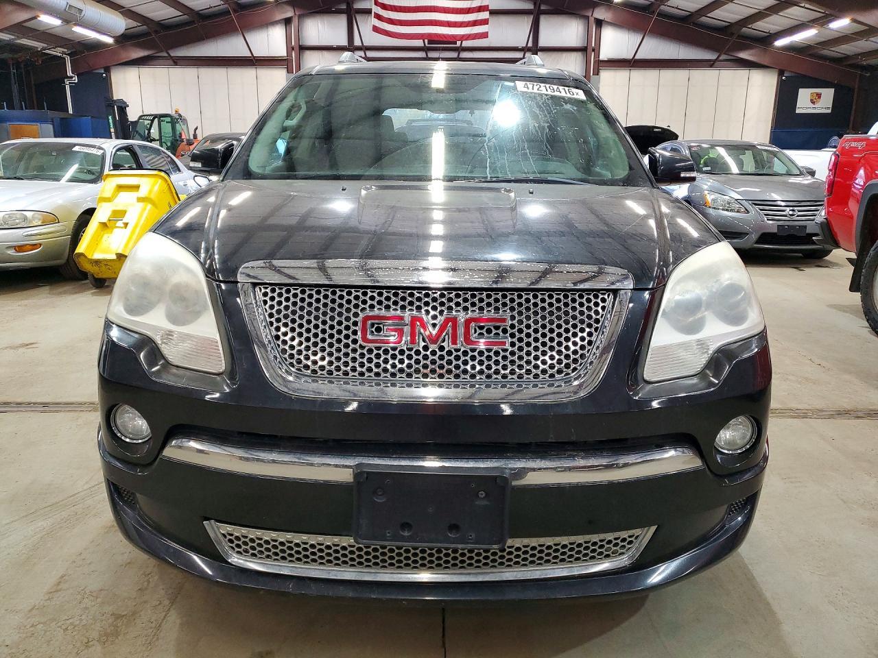 2012 GMC Acadia Denali - Image 5