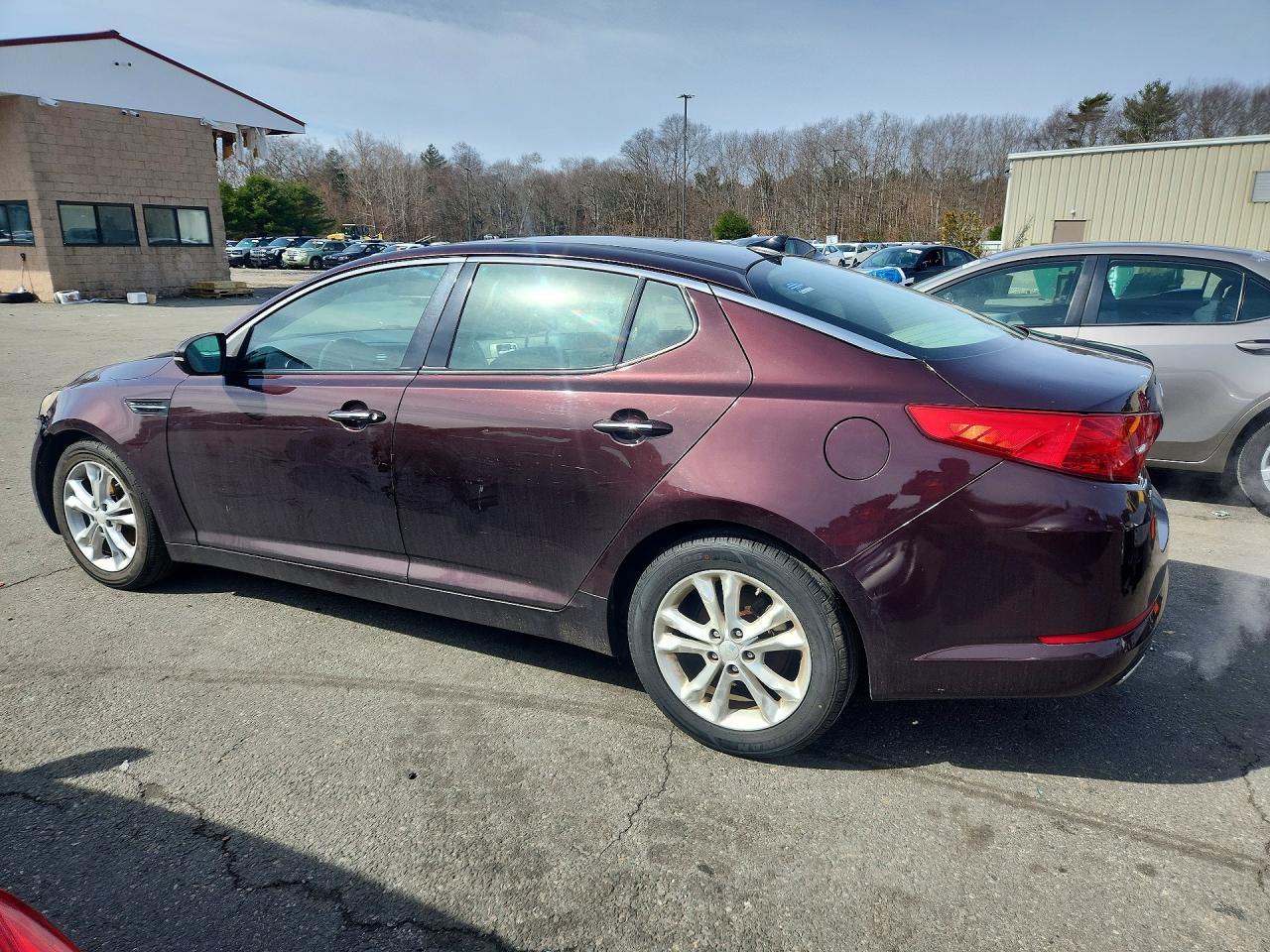 2012 Kia Optima Ex - Image 2