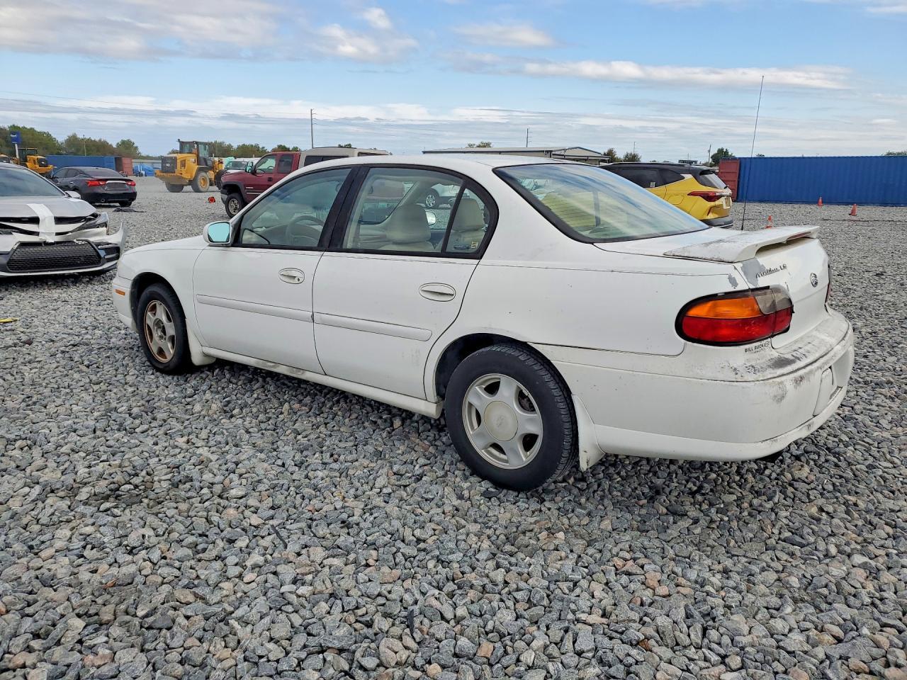 2000 Chevrolet Malibu Ls - Image 2