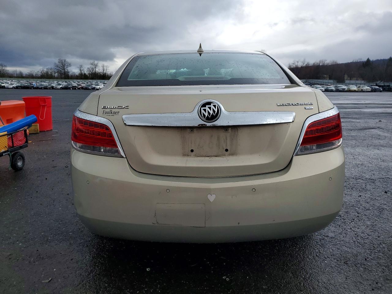2010 Buick Lacrosse Cxl - Image 6