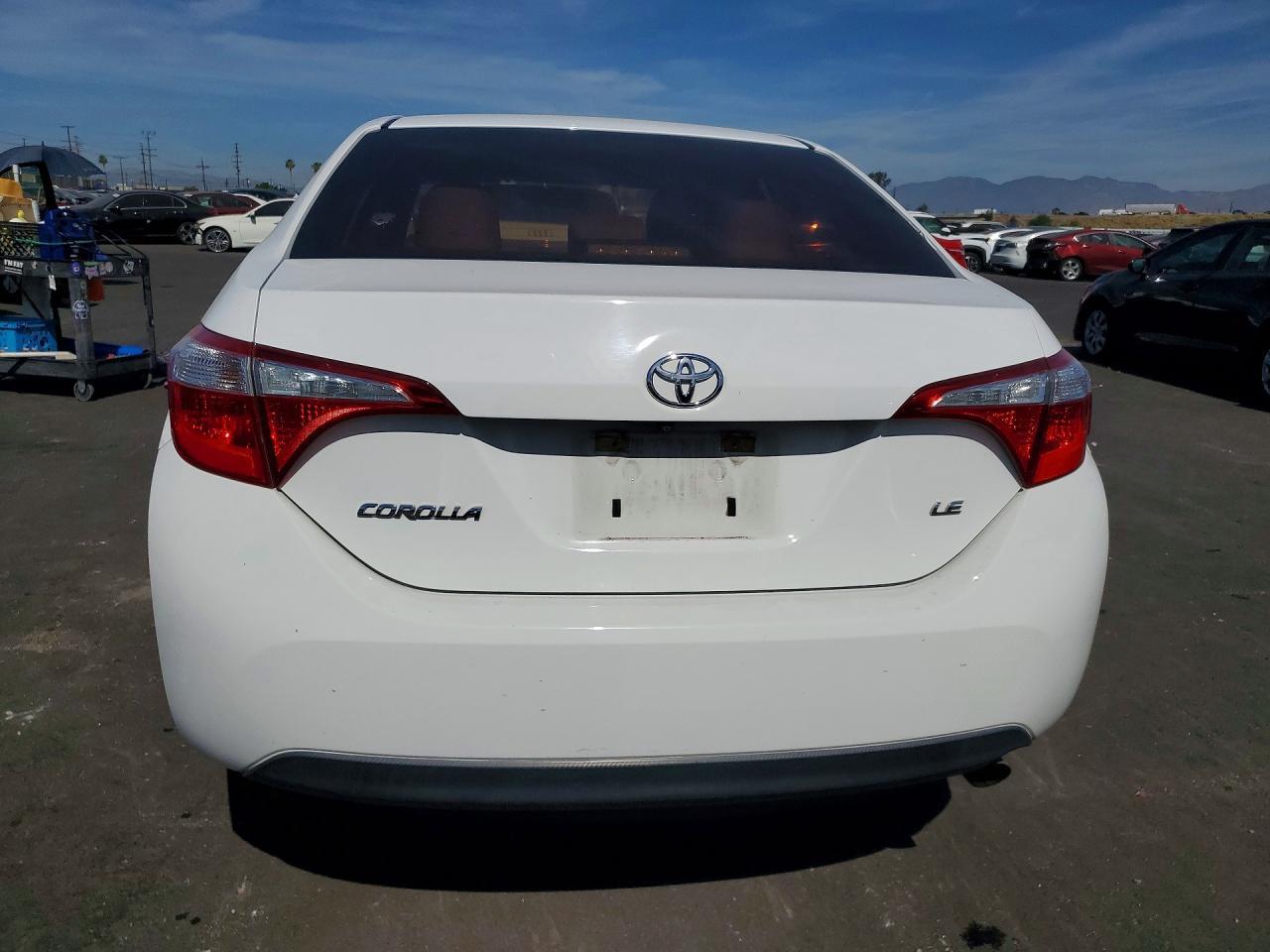 2016 Toyota Corolla Le - Image 6