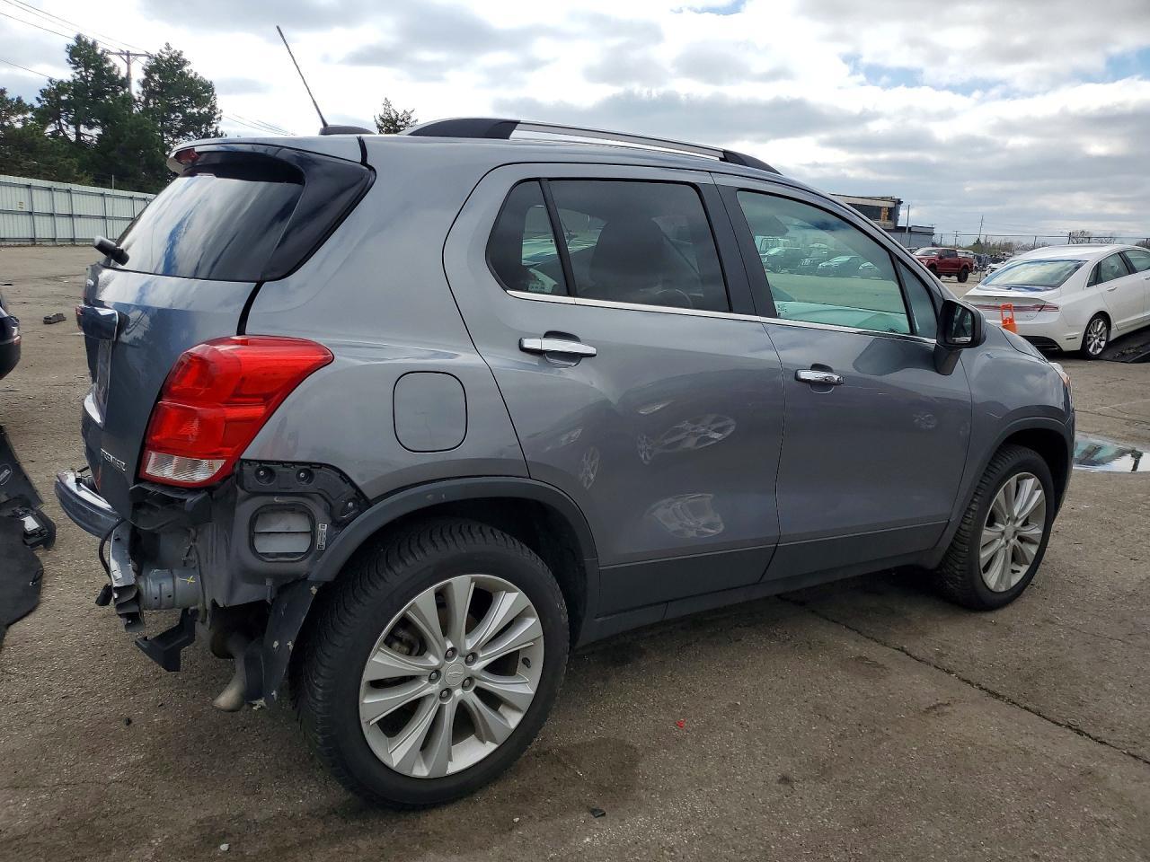 2020 Chevrolet Trax Premier - Фото 3