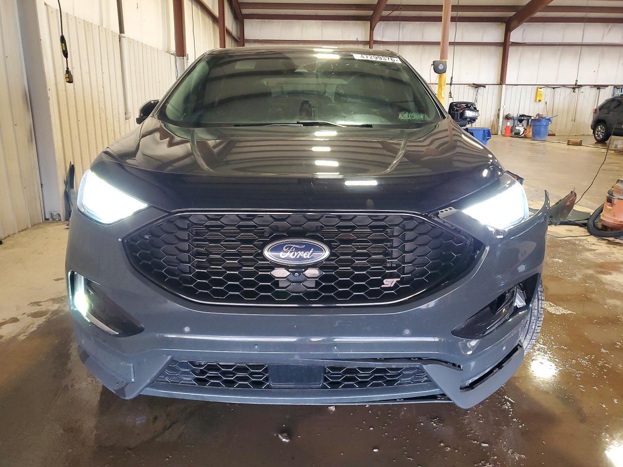 2021 Ford Edge St - Фото 5