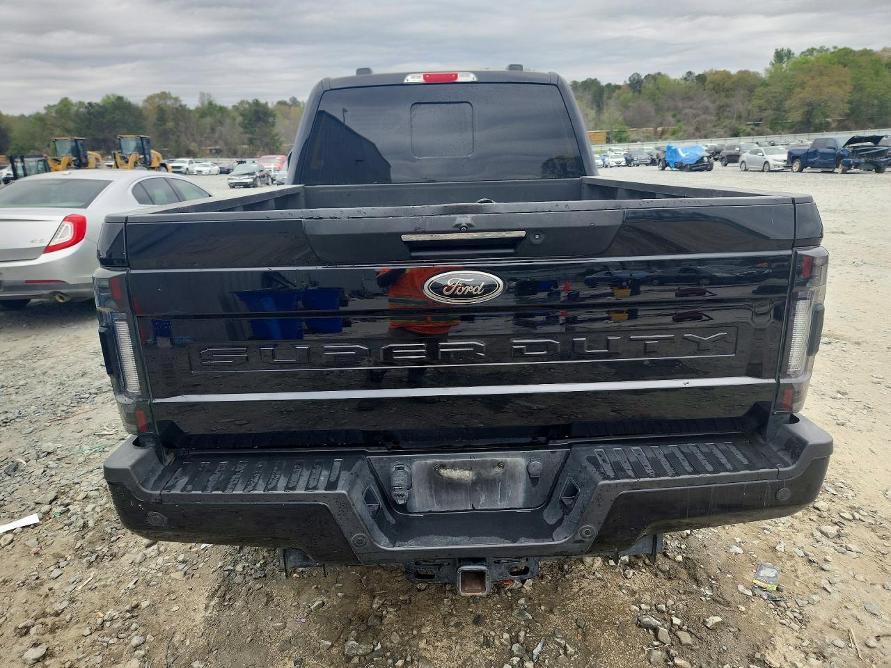2022 Ford F250 Super Duty - Фото 6