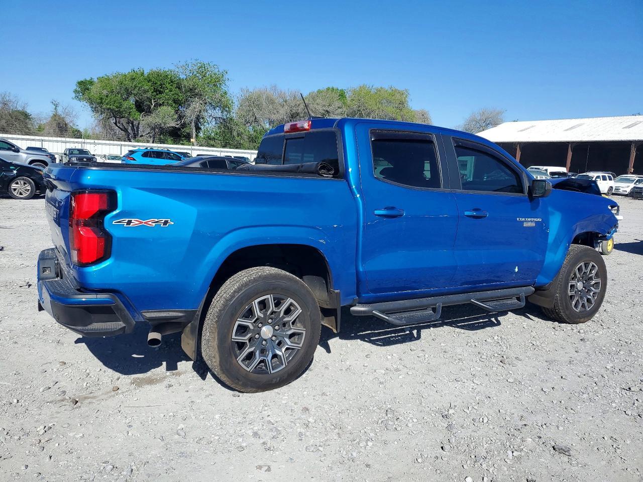 2024 Chevrolet Colorado Lt - Фото 3