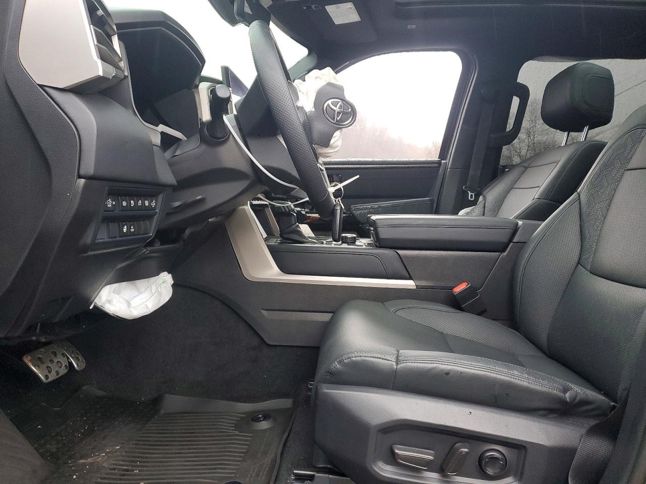 2025 Toyota Tundra Limited Hv - Image 7