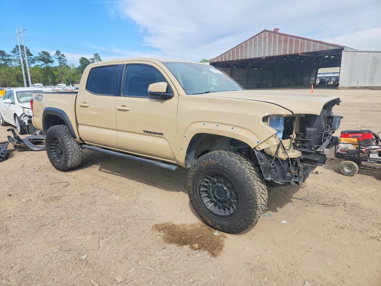 2018 Toyota Tacoma Sr V6 - Фото 4