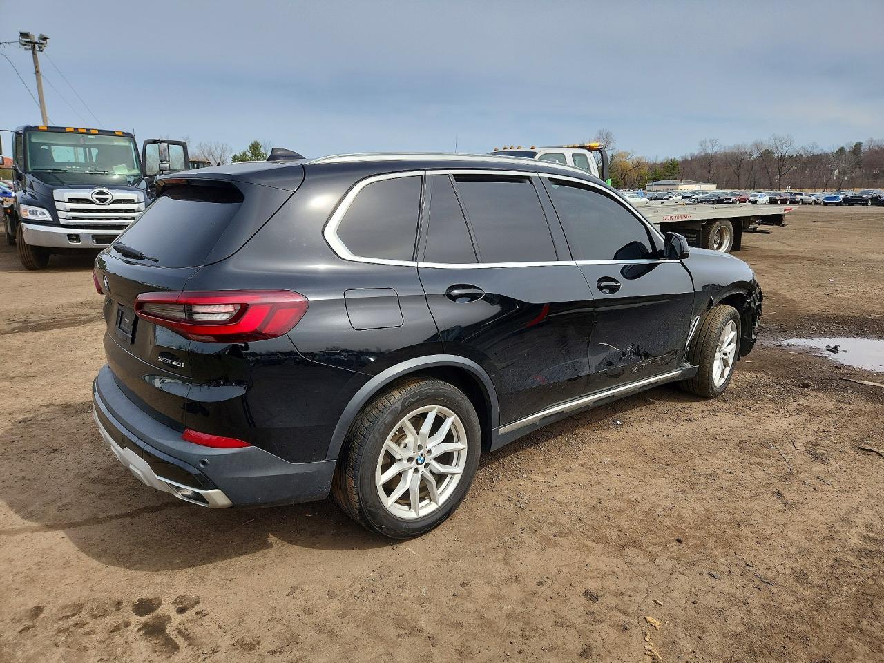 2021 BMW X5 xDrive40I - Image 3