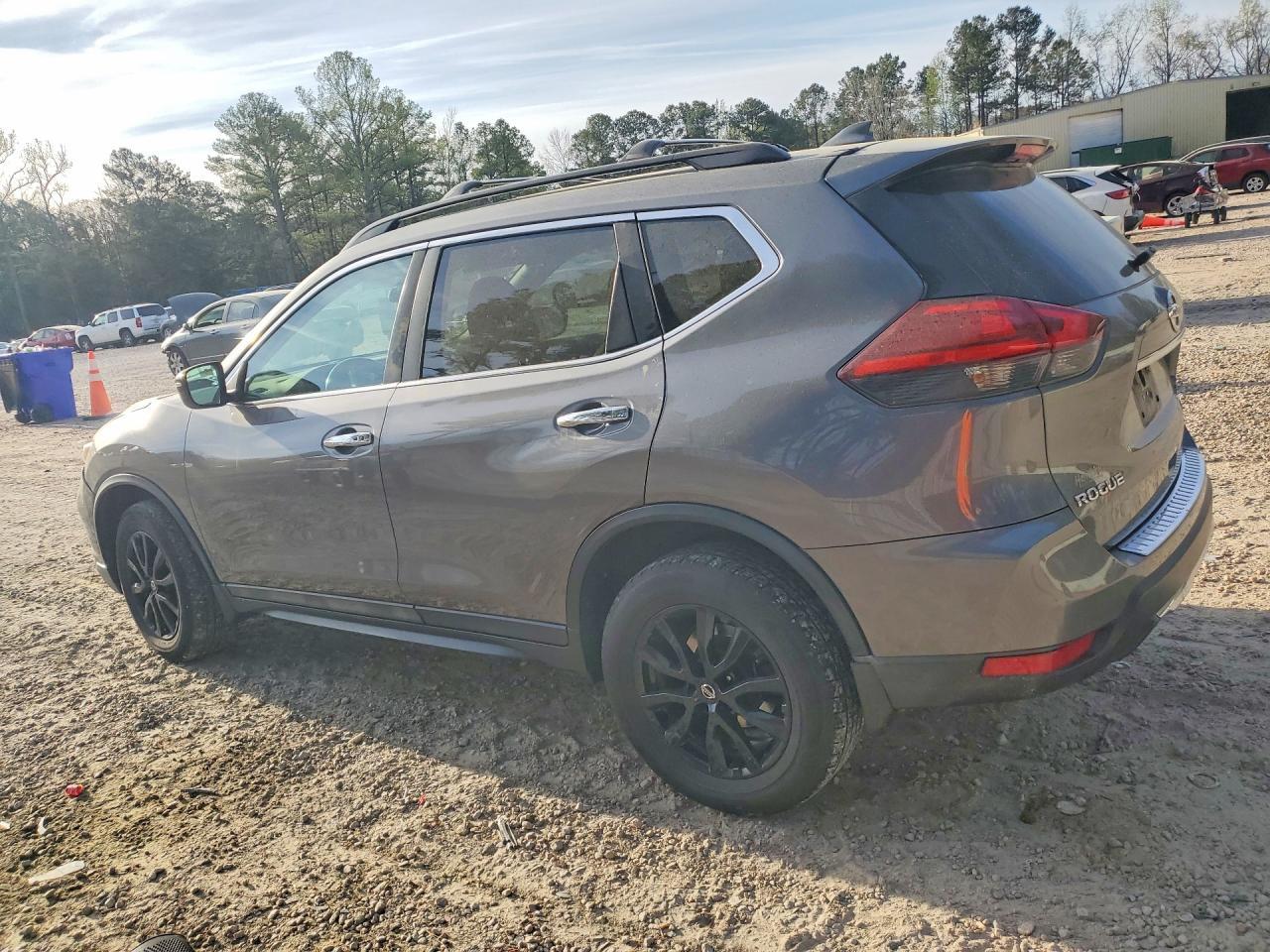 2017 Nissan Rogue Sv - Фото 2