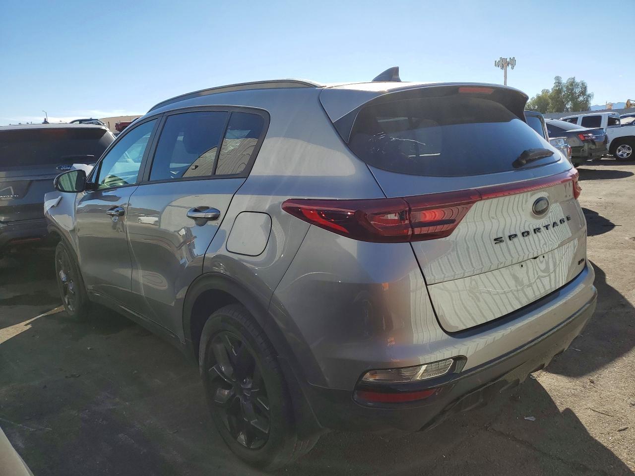 2021 Kia Sportage S - Фото 2