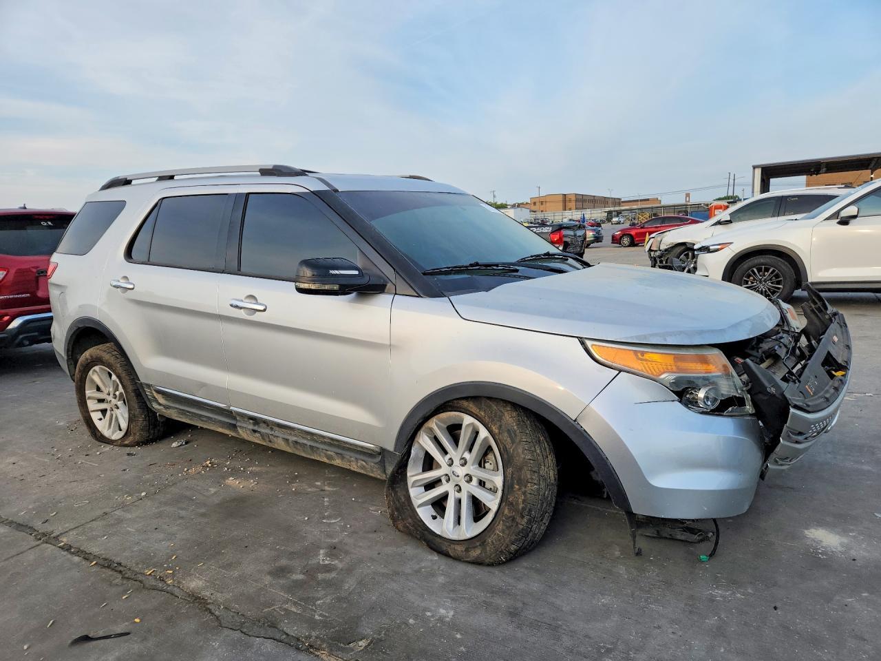2013 Ford Explorer Xlt - Фото 4