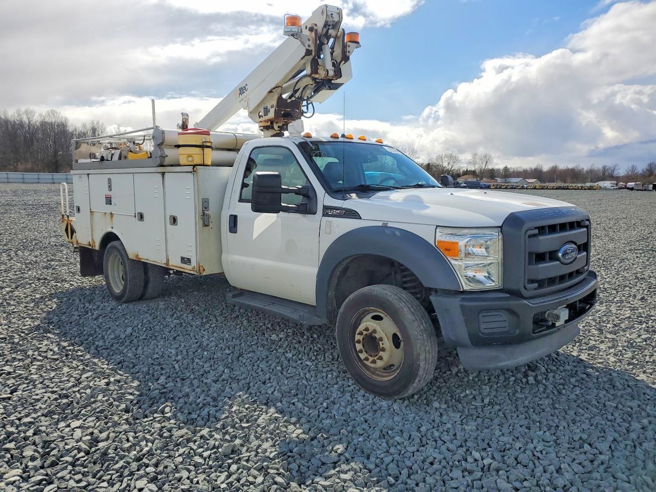 2013 Ford F450 - Фото 4