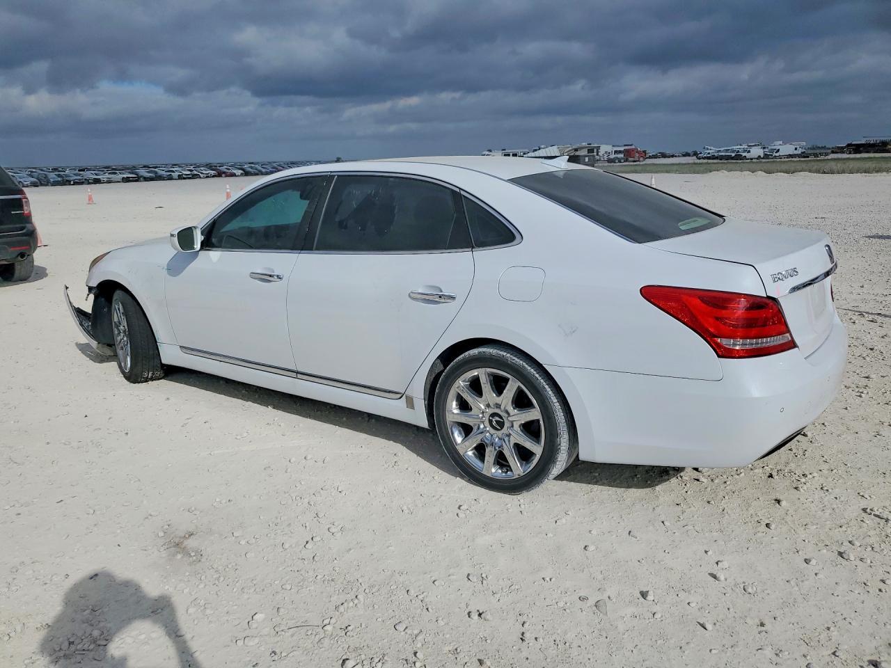 2015 Hyundai Equus Signature - Фото 2
