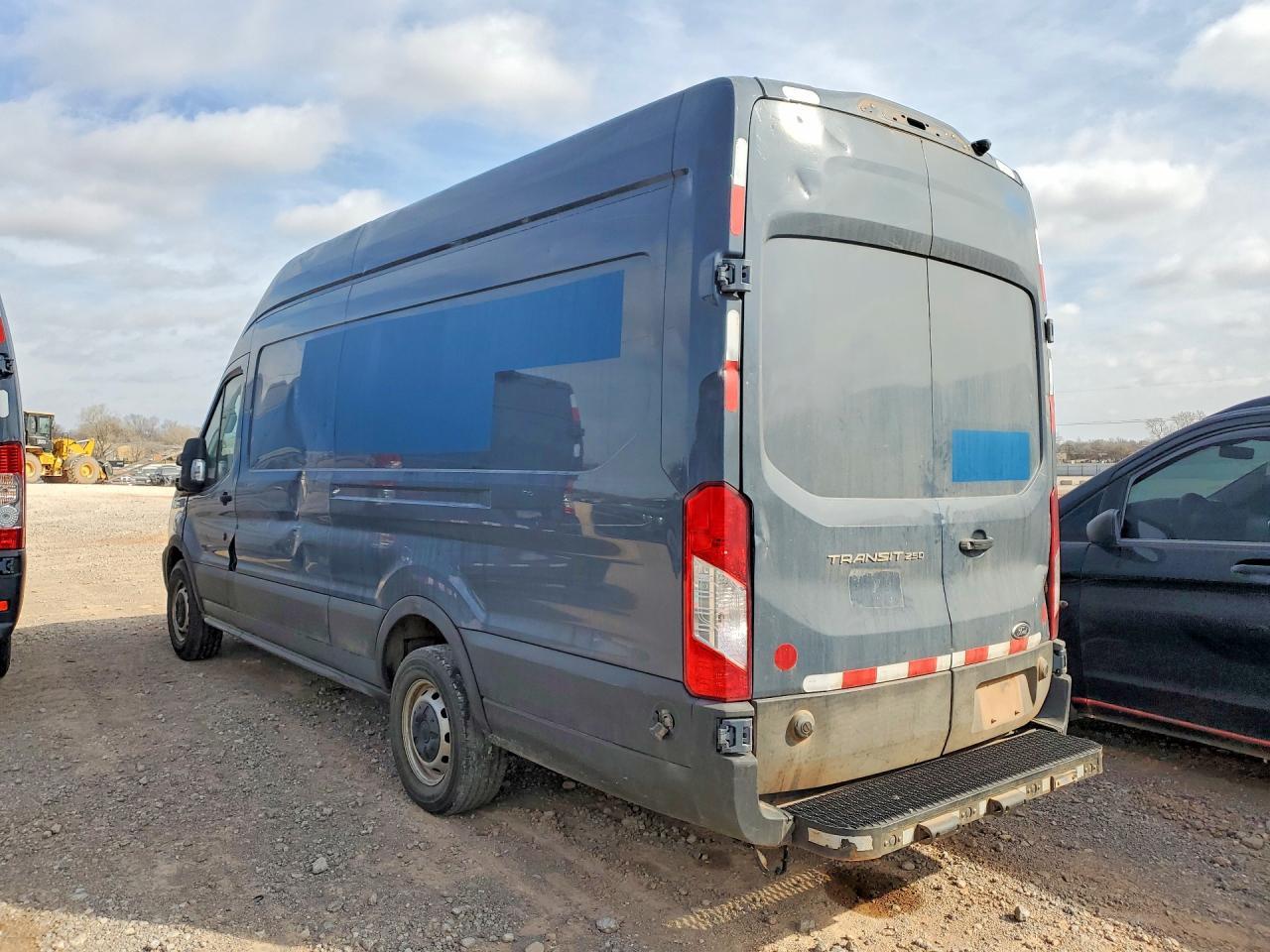 2021 Ford Transit T-250 Cargo - R & D - Pri Fleet - Фото 2