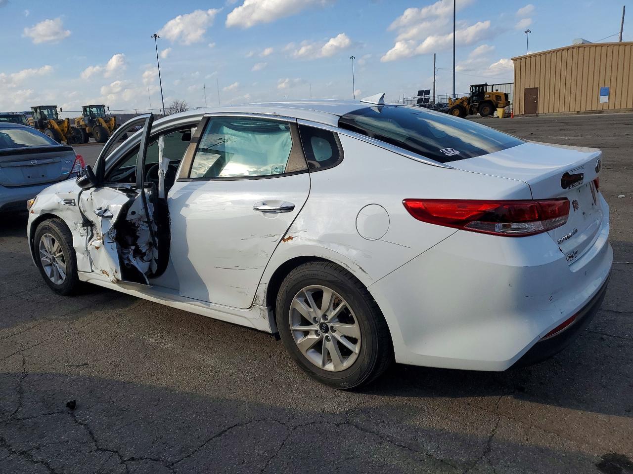 2018 Kia Optima Lx - Image 2