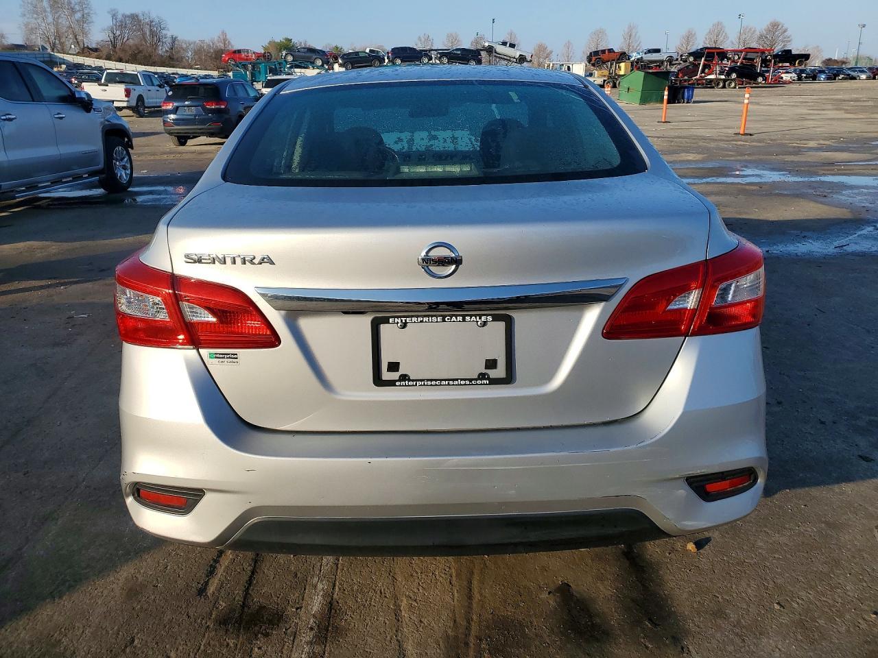 2019 Nissan Sentra S - Image 6