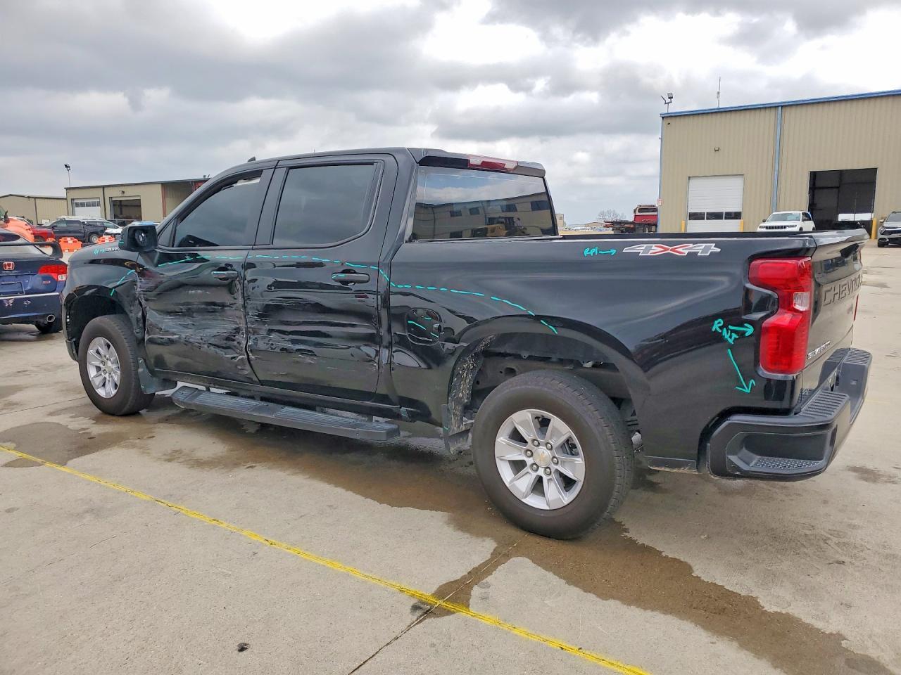 2025 Chevrolet Silverado K1500 - Фото 2