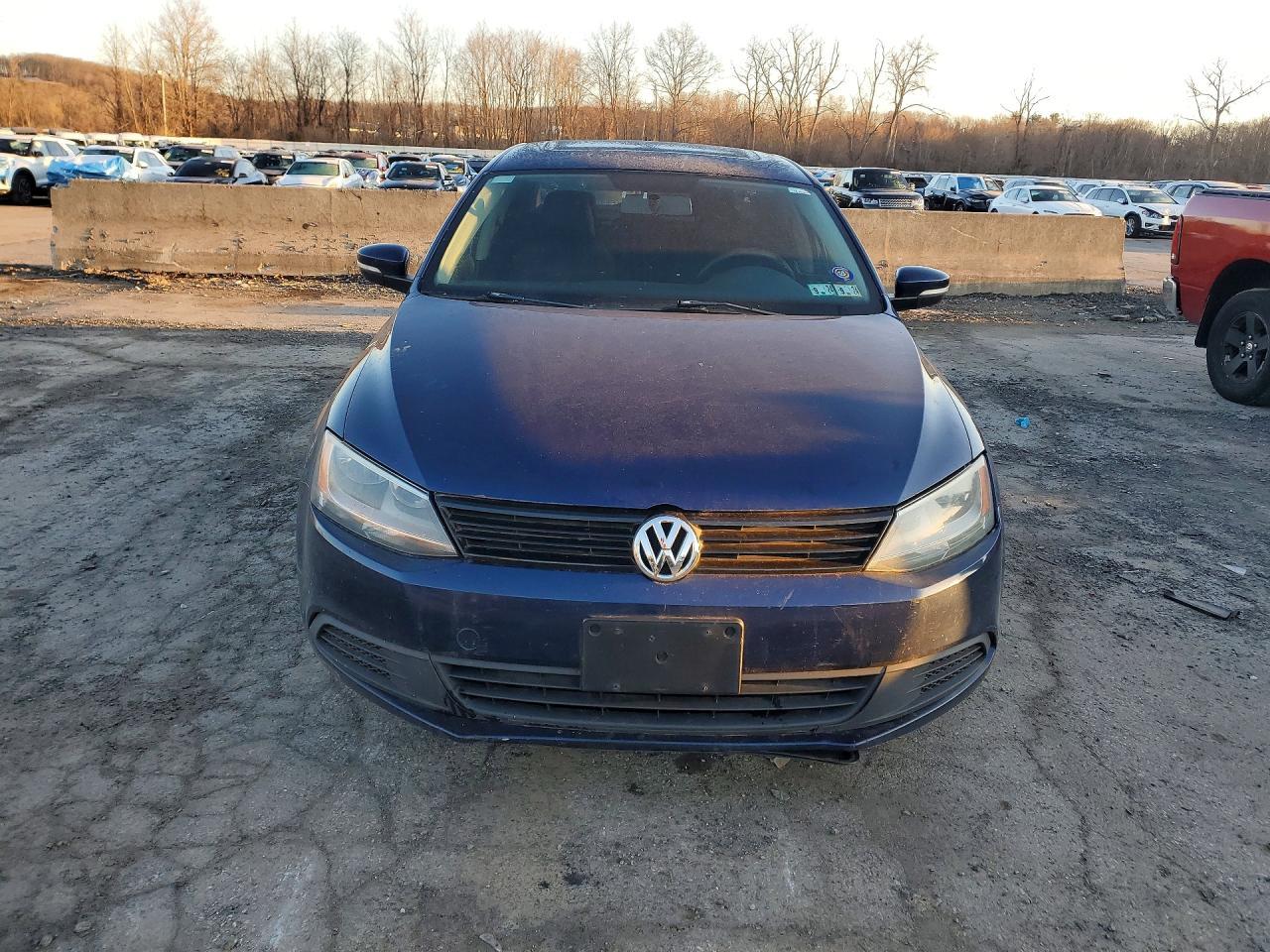 2011 Volkswagen Jetta Se - Image 5