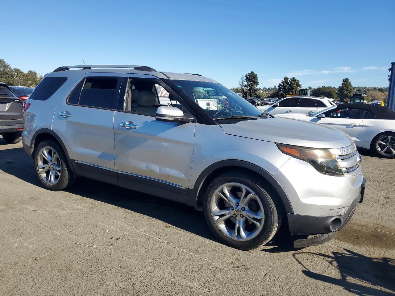 2011 Ford Explorer Limited - Image 4