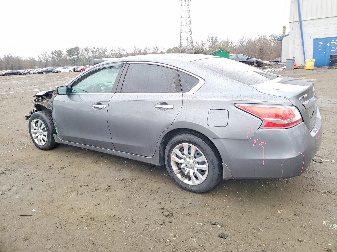 2014 Nissan Altima 2.5 S - Фото 2