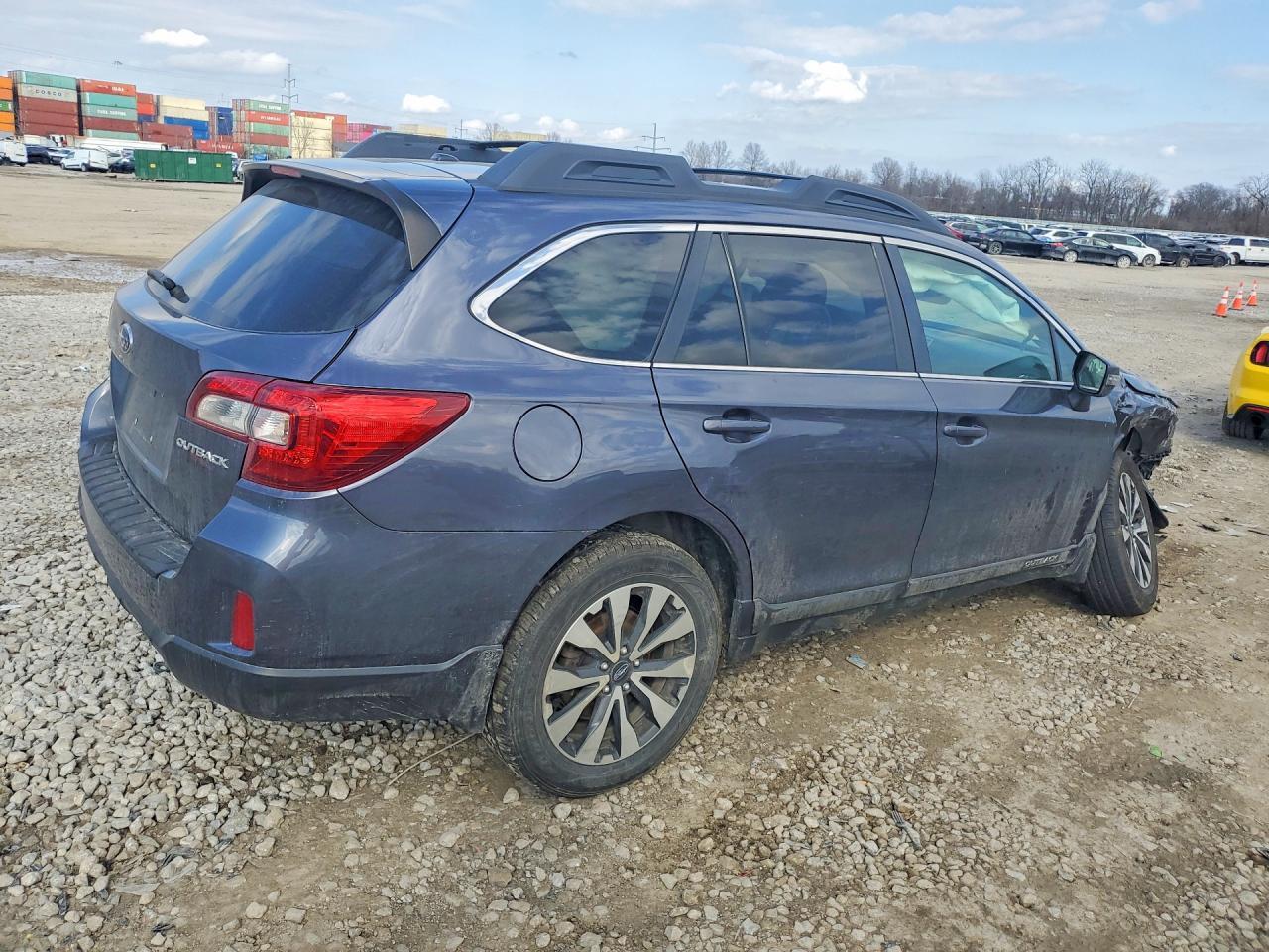 2015 Subaru Outback 2.5I Limited - Image 3