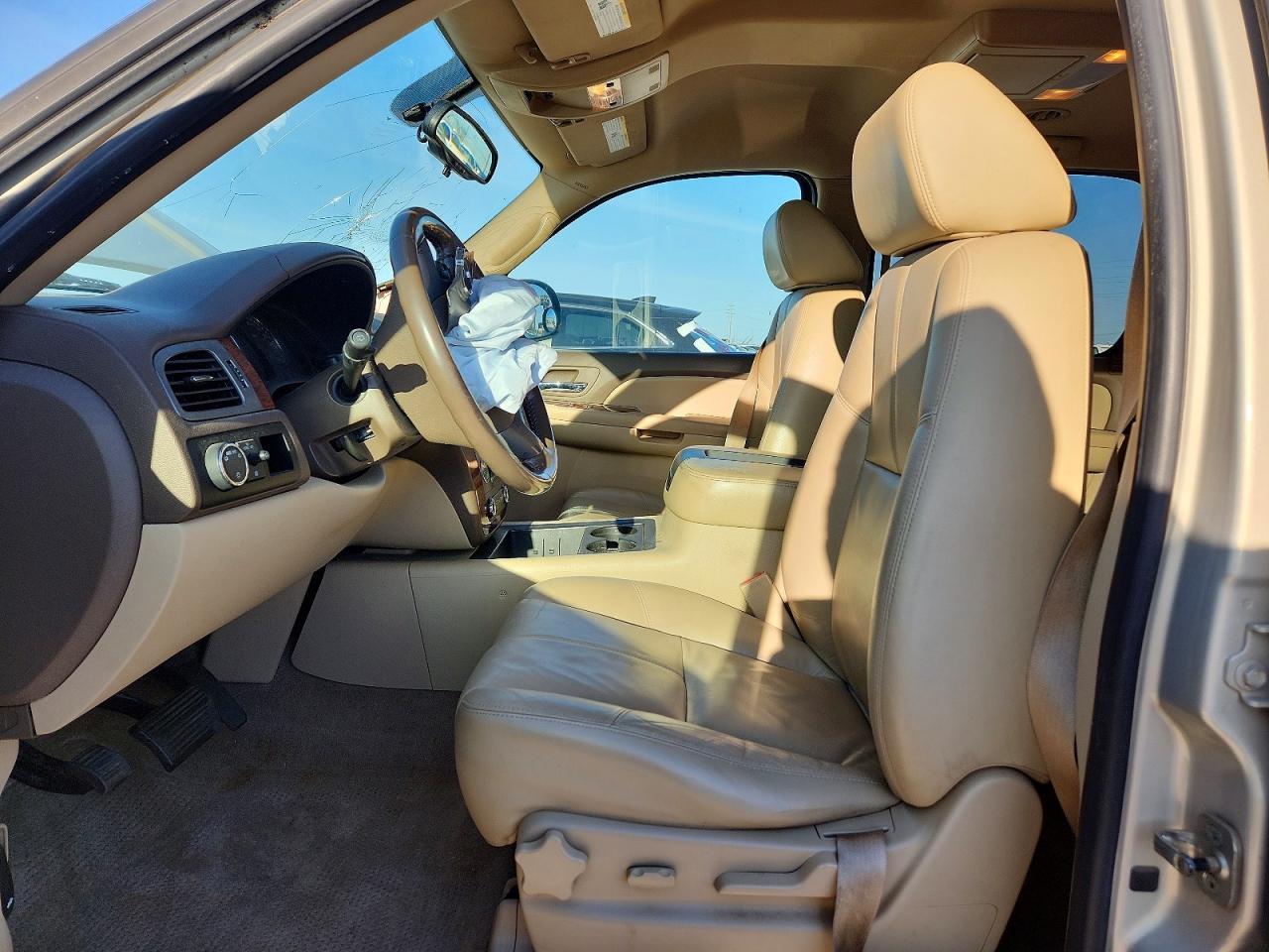 2009 Chevrolet Suburban C1500 Lt - Image 7