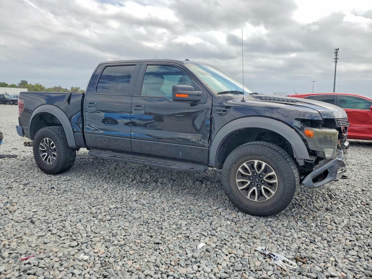 2014 Ford F150 - Image 4