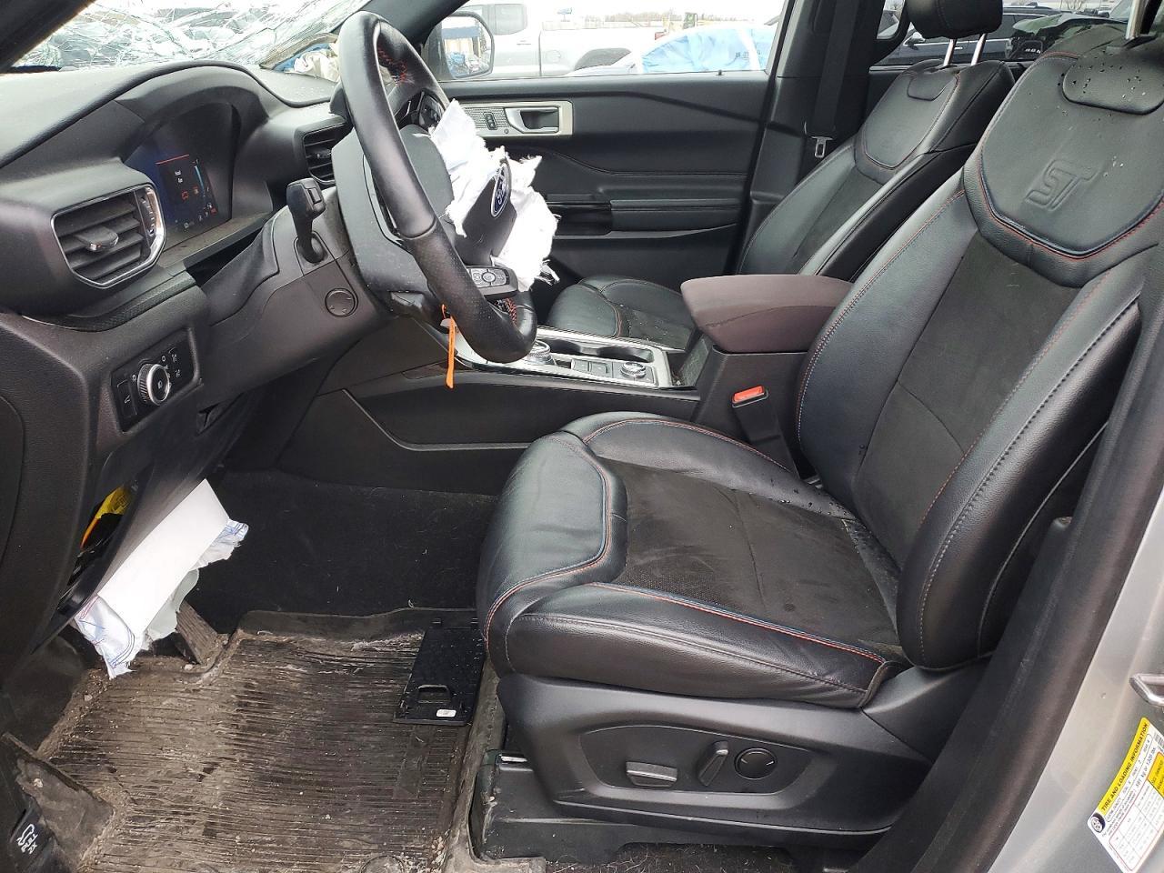 2023 Ford Explorer St - Image 7