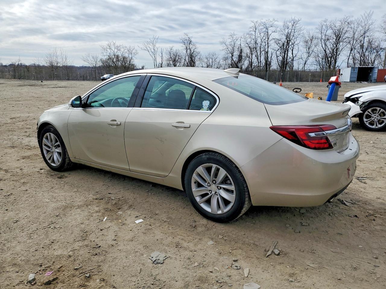 2015 Buick Regal - Фото 2