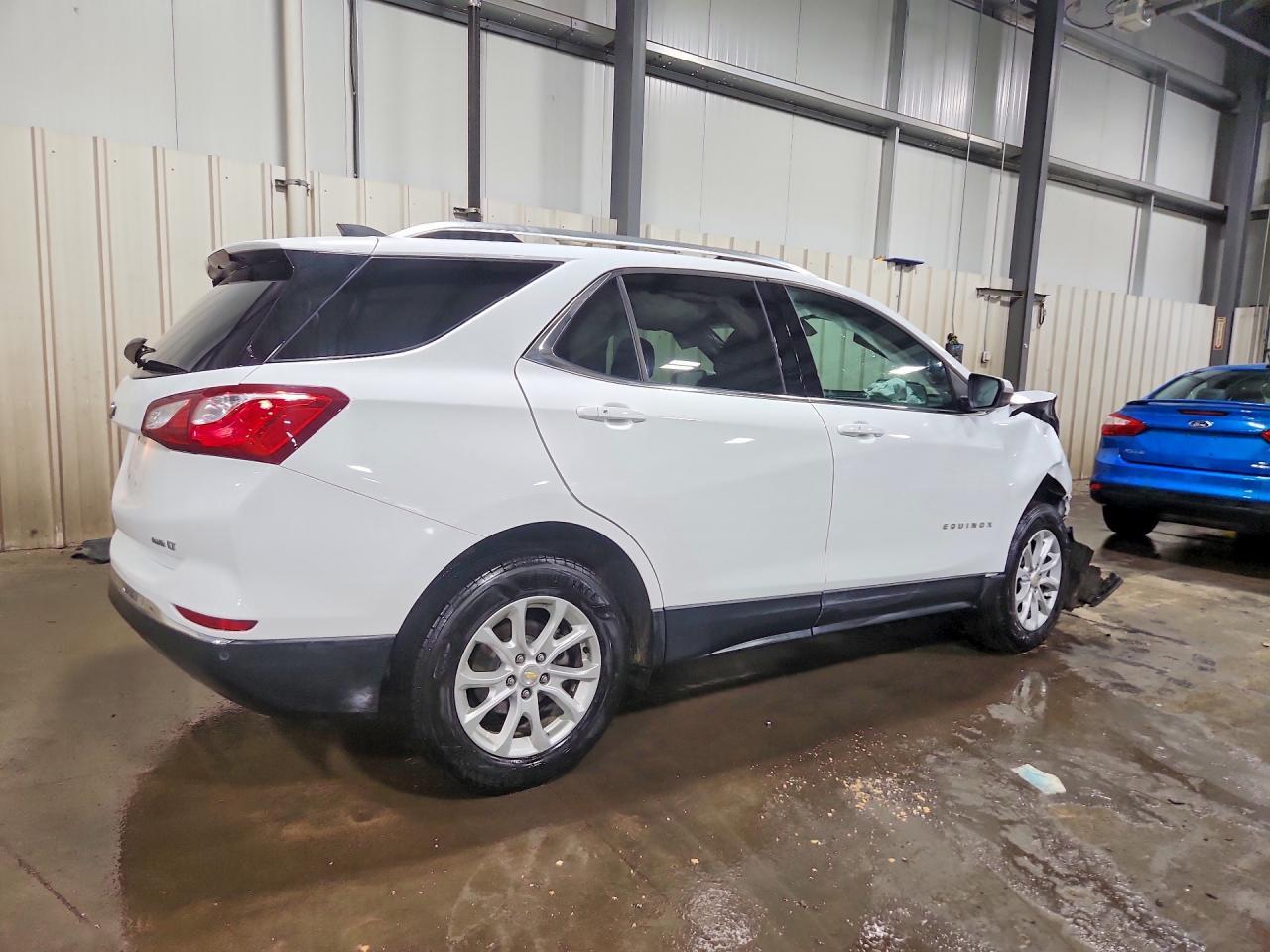 2019 Chevrolet Equinox Lt - Image 3