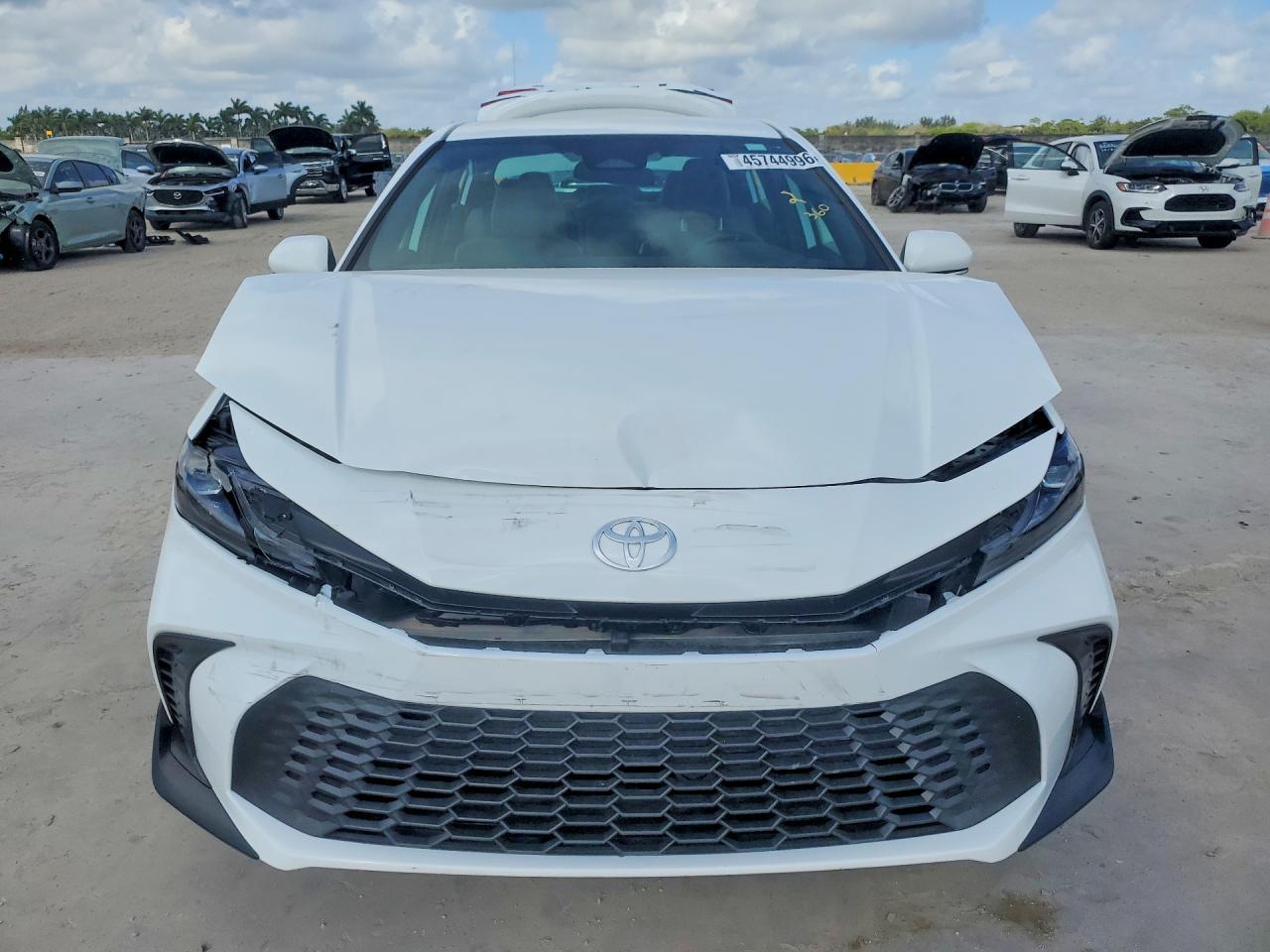 2026 Toyota Camry Se - Фото 5