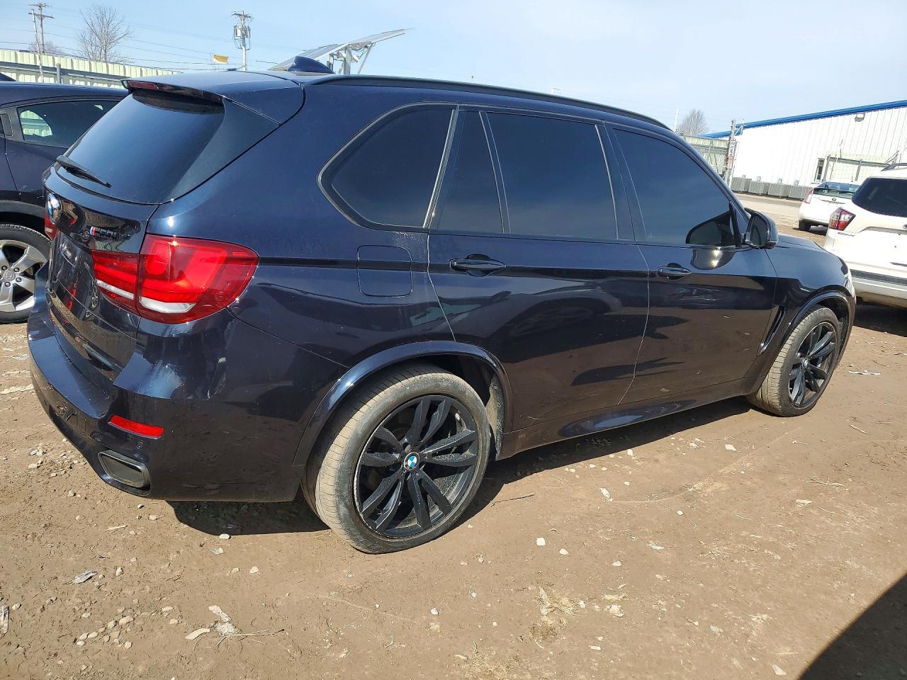 2015 BMW X5 xDrive50I - Фото 3