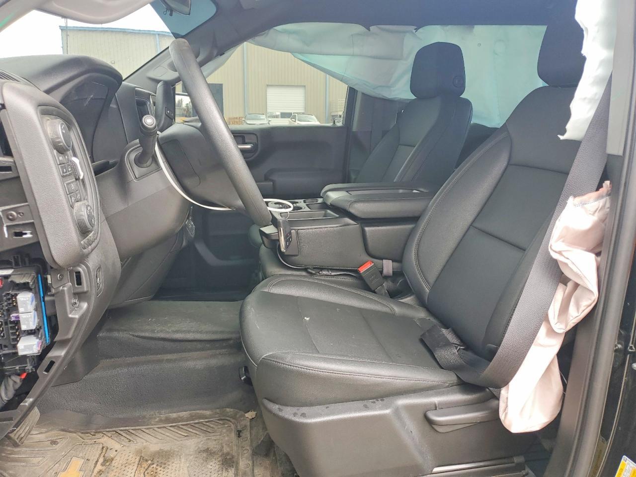 2025 Chevrolet Silverado K1500 - Фото 7