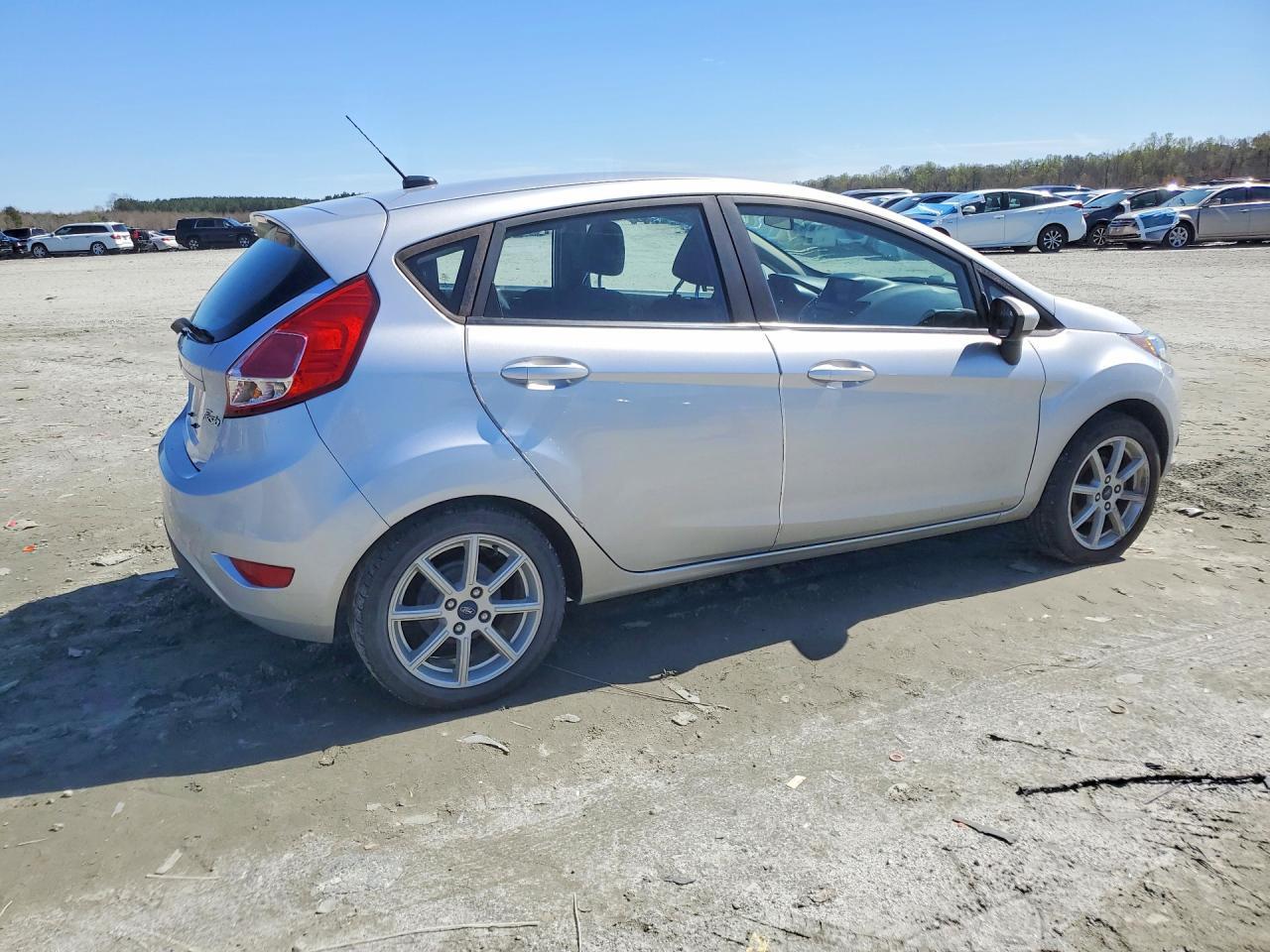 2019 Ford Fiesta - Image 3