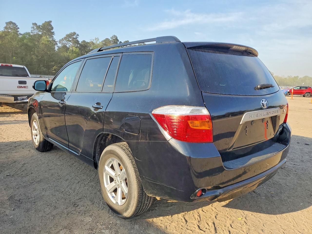 2009 Toyota Highlander Base - Image 2