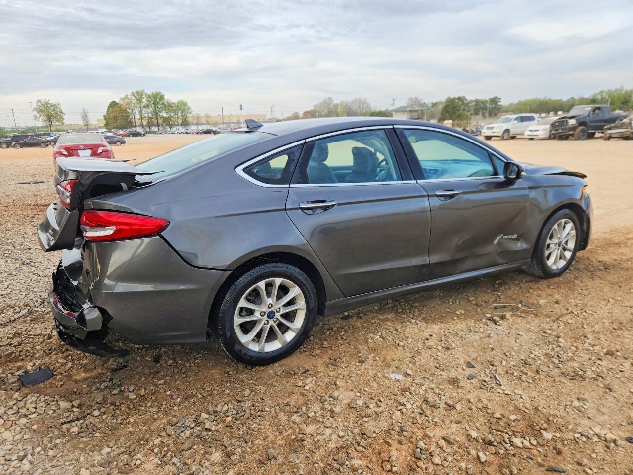 2019 Ford Fusion Sel - Фото 3